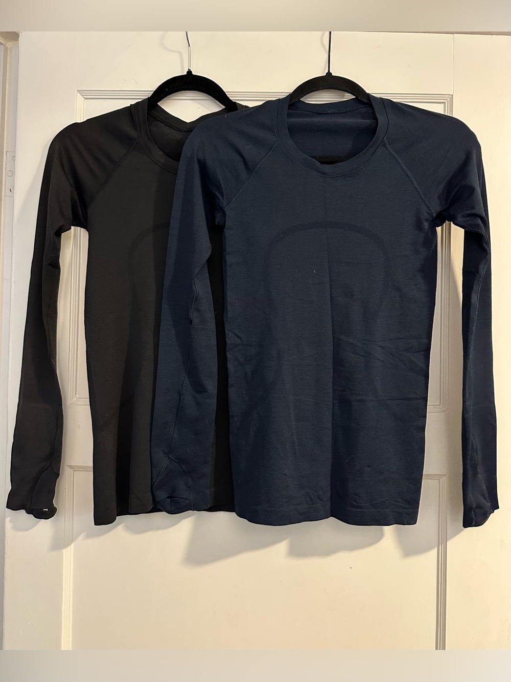 Lululemon Run Swiftly Tech Longsleeve Bundle Black & Navy Size 4